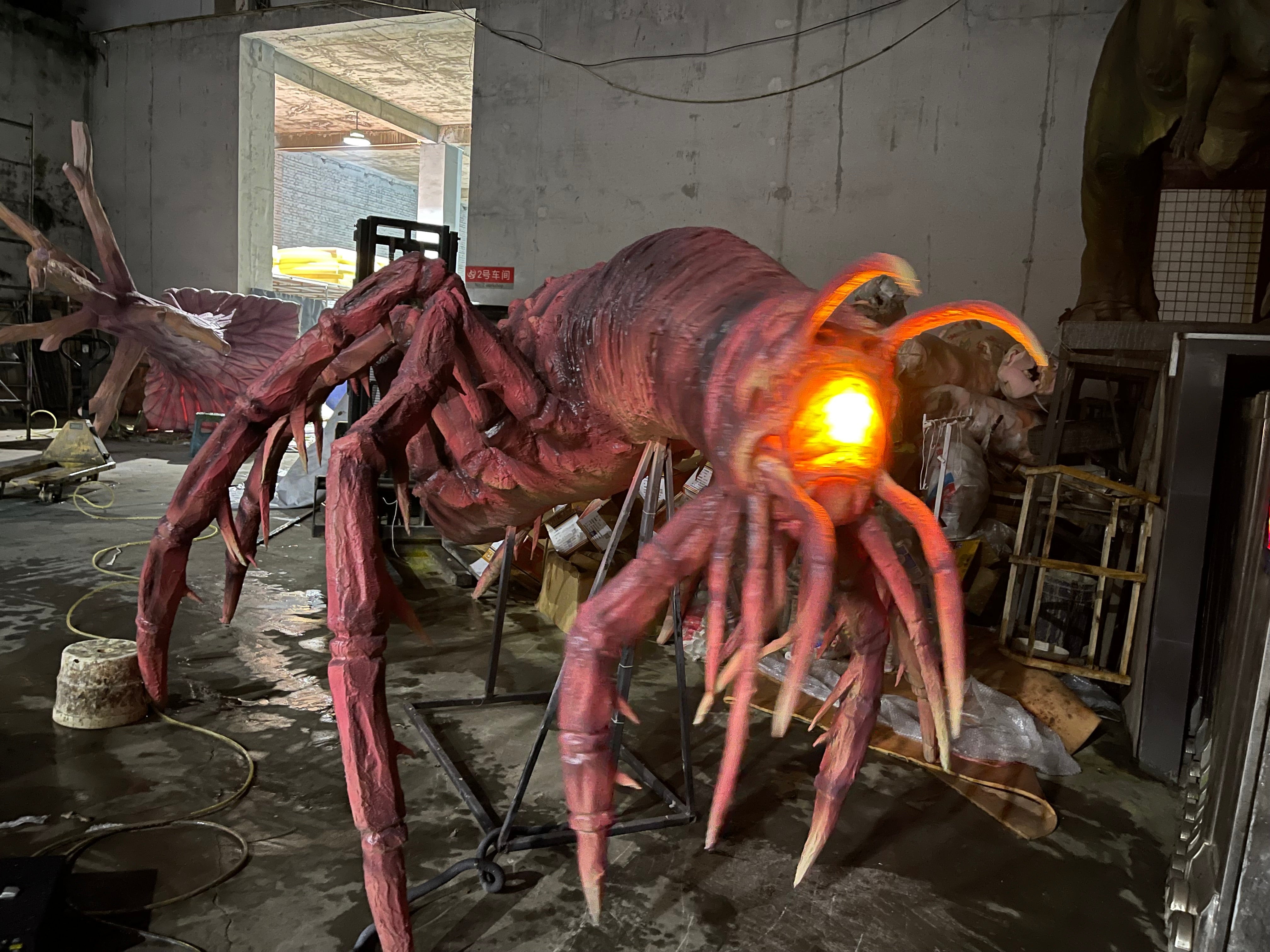 Alien Tentacle Animatronic Prop – Multi-Limbed Crawling Monster