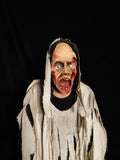 Bloody Screaming Witch Animatronic with Roaring Sound for Haunted Houses