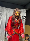 Bloody Screaming Witch Animatronic with Roaring Sound for Haunted Houses