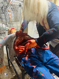 Zombie animatronic eating human intestines horror prop for haunted house