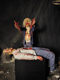 Zombie Animatronic Eating Human Intestines – Life-Size Gore Prop-G048